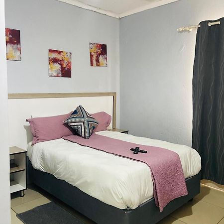 Legugu Bed&Breakfast Nongoma Exterior foto